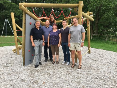 CSU Aktion - Spielplatz Perach